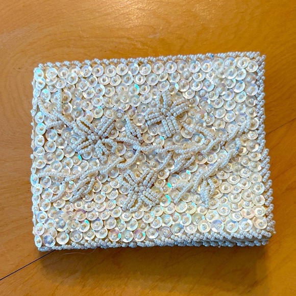 Vintage Handbags - Vintage (1950s-60s) ivory beaded & sequined wallet. Handmade in Hong Kong.